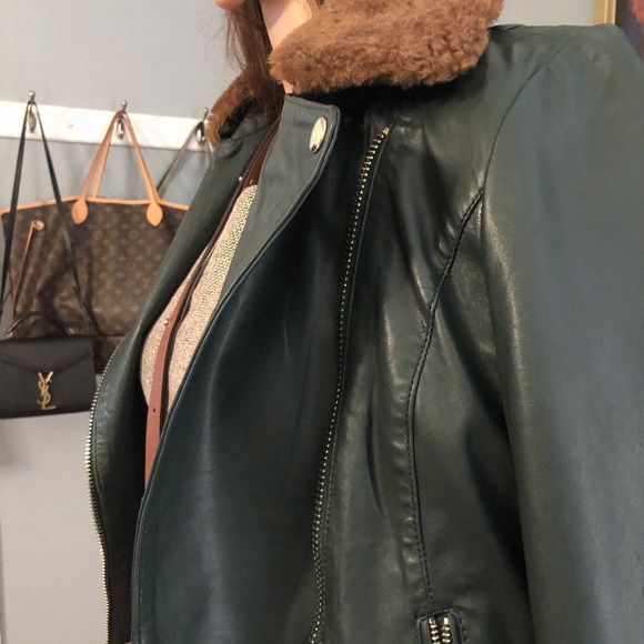 NWT leather jacket faux fur collar Made in Spain. - Picture 6 of 12